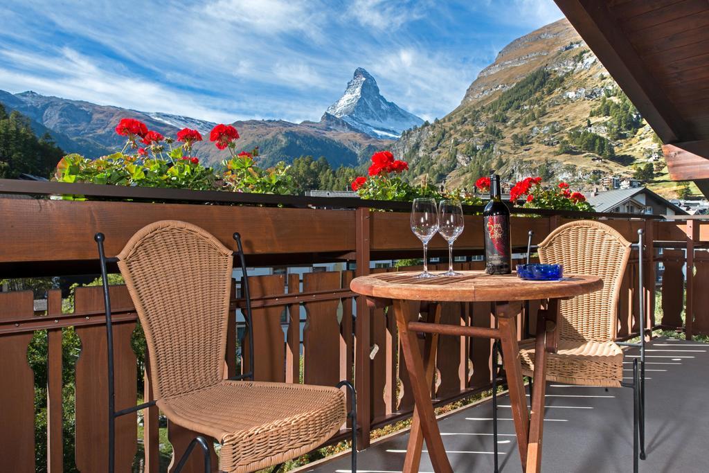Hotel Dufour Chalet - Adults Only Zermatt Esterno foto